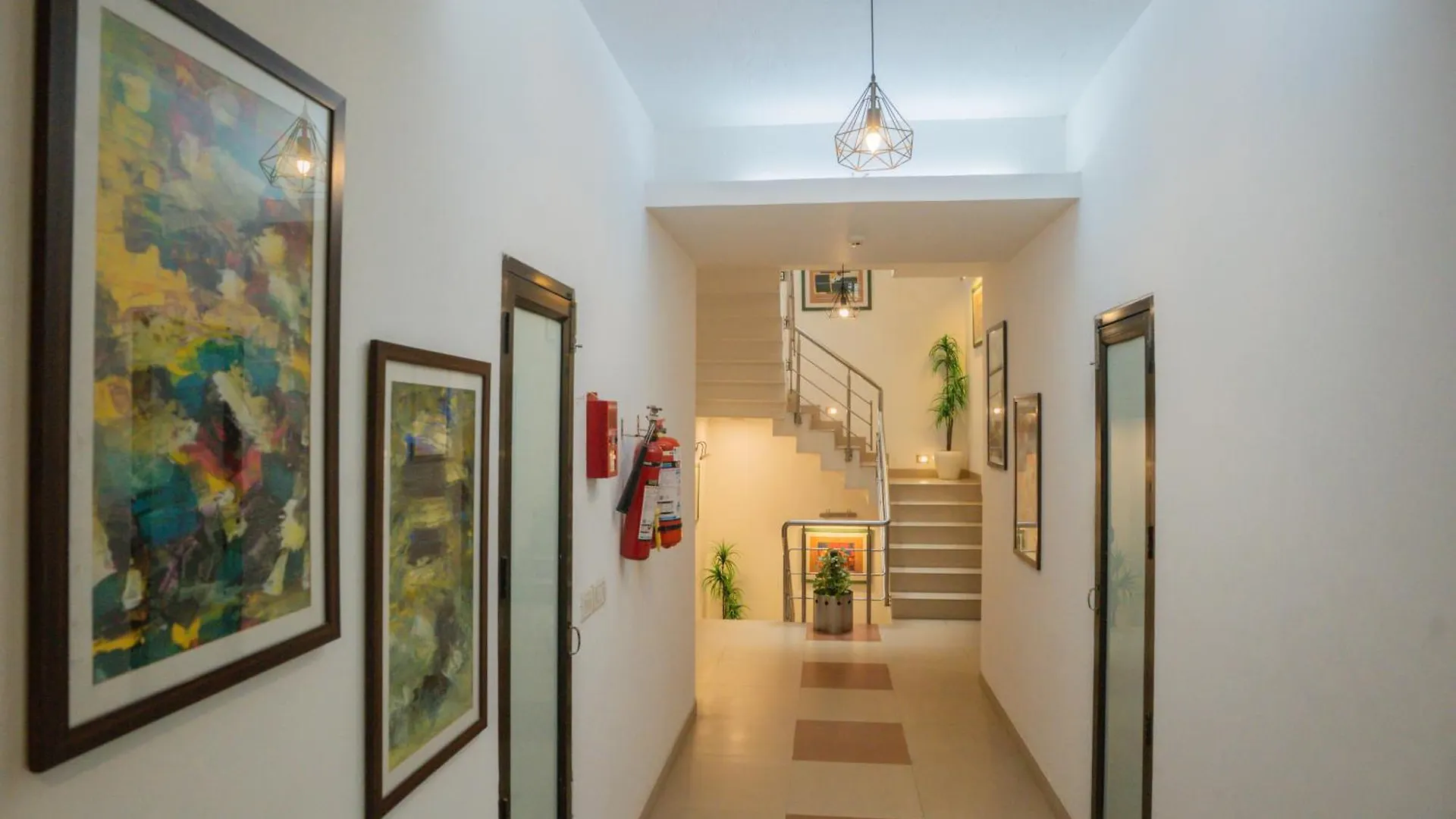 Ahuja Residency Parklane 3*, Gurgaon India