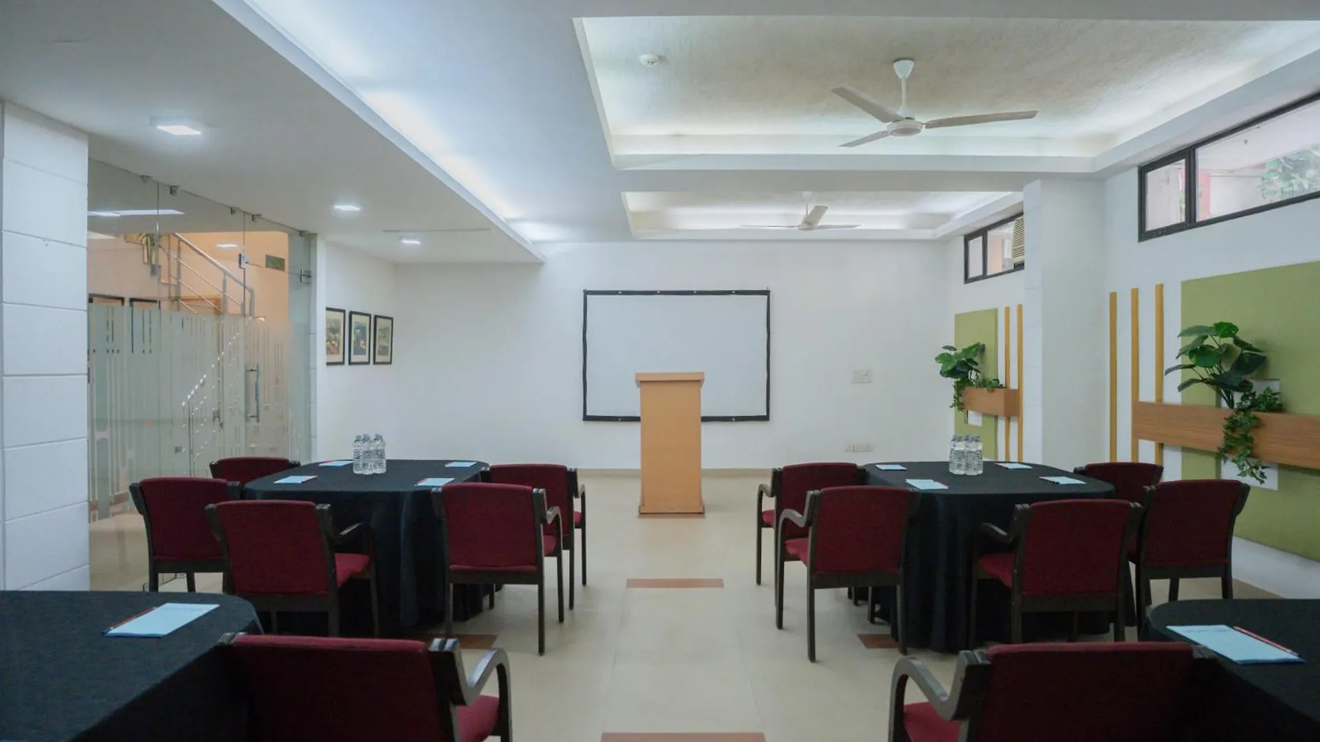 Ahuja Residency Parklane India