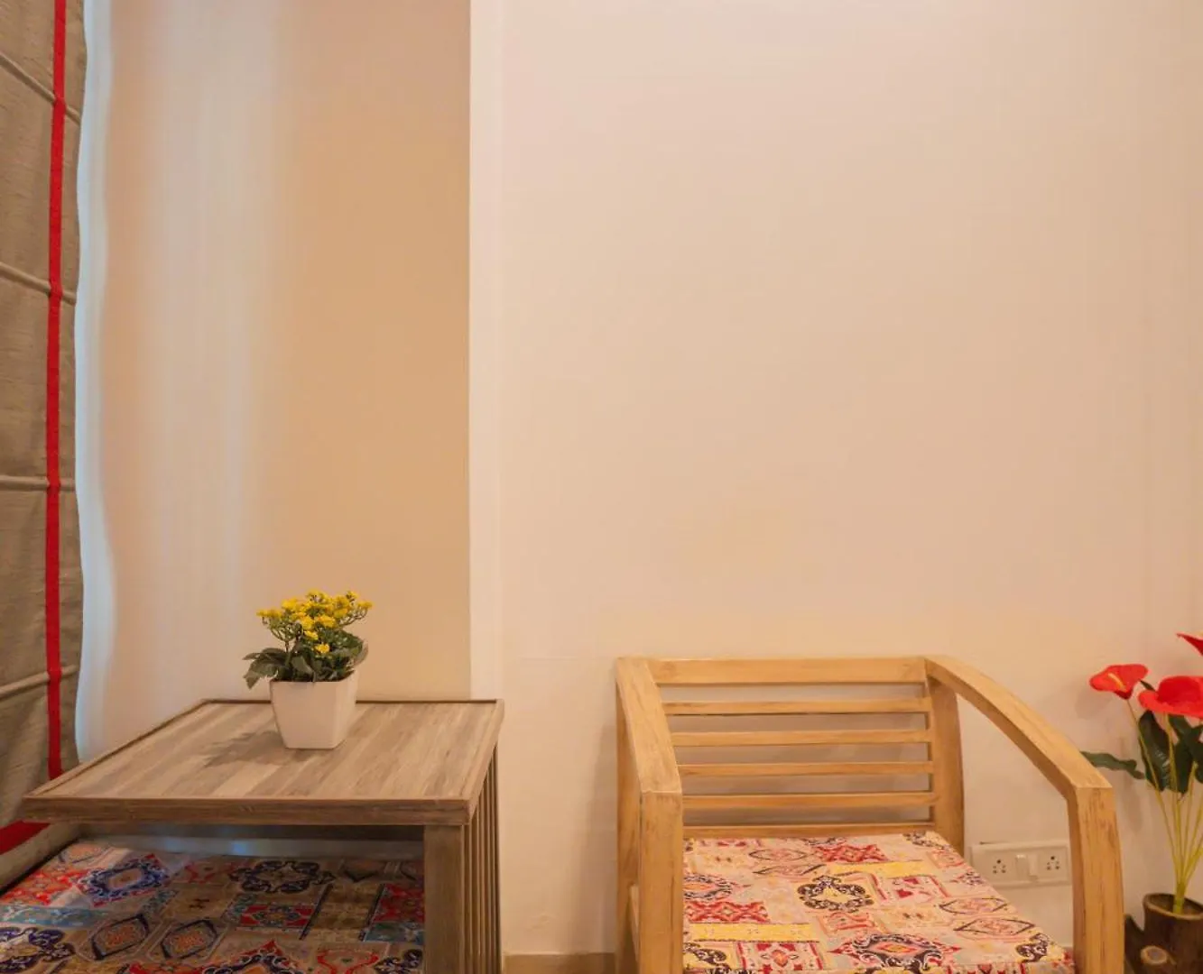 Ahuja Residency Parklane 3*, Gurgaon