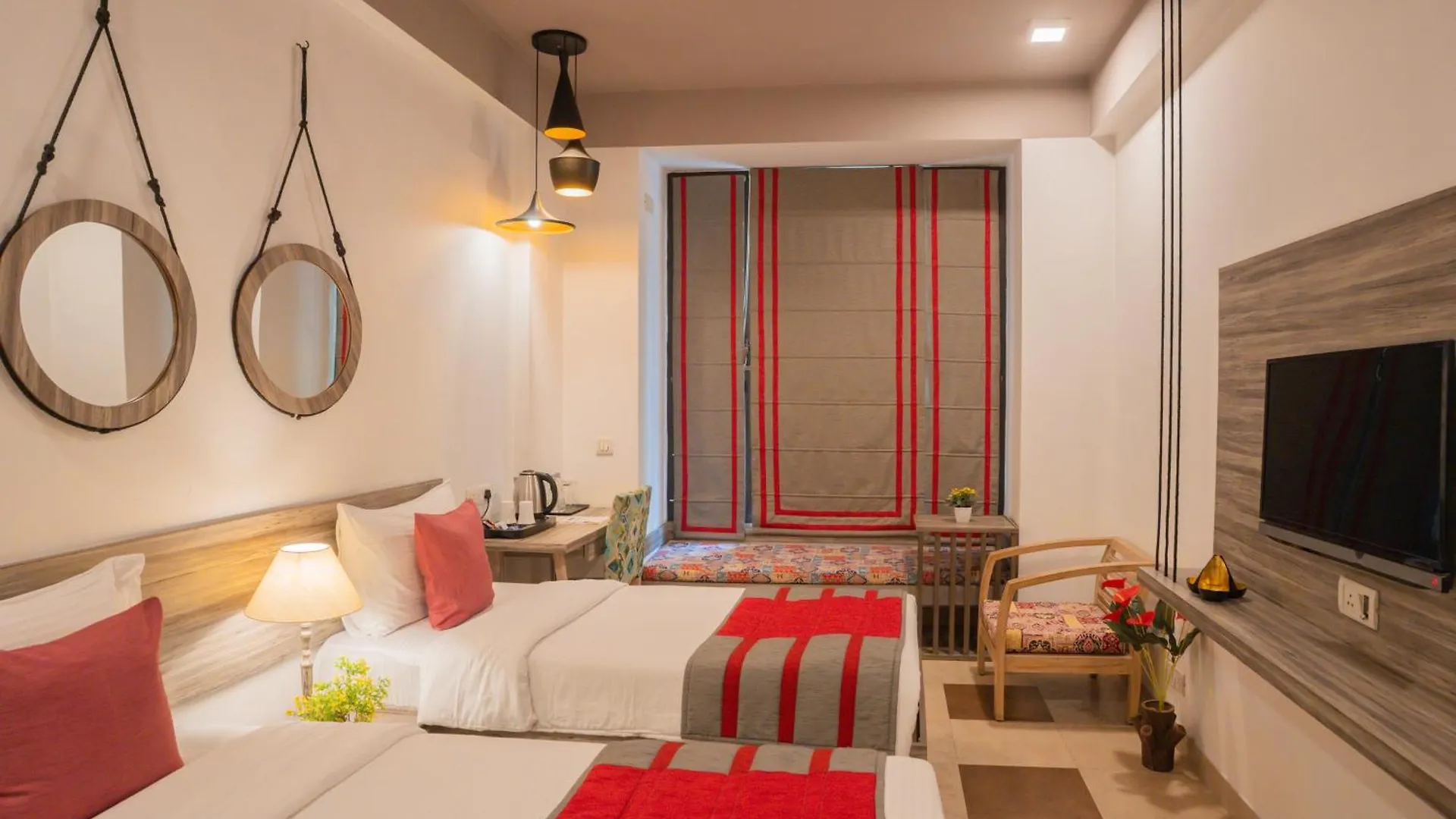 Ahuja Residency Parklane Guest house
