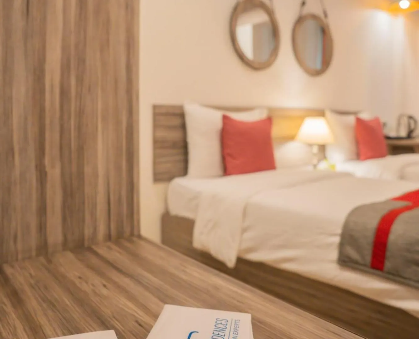 Ahuja Residency Parklane Guest house Gurgaon